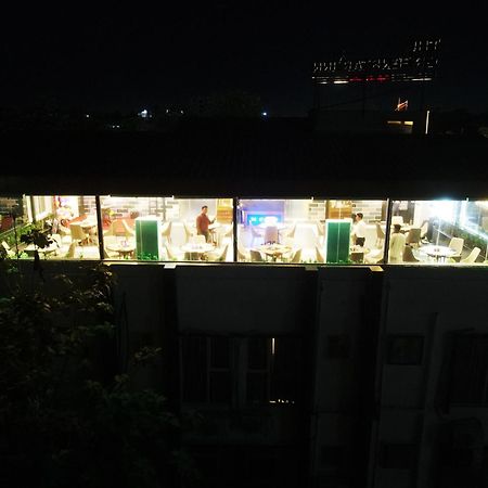 The Greenstar Inn Premium Bhubaneswar Exteriör bild