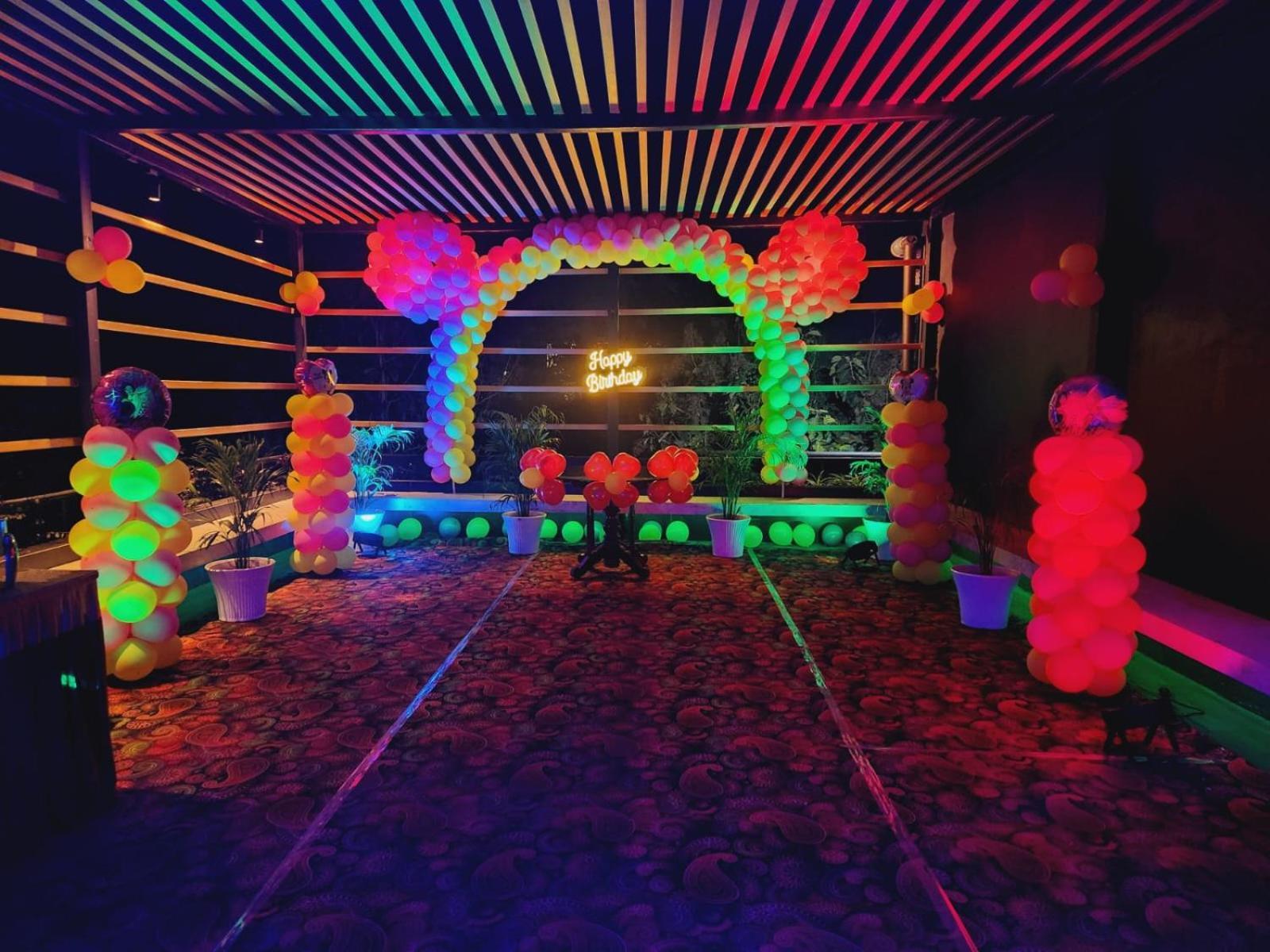 The Greenstar Inn Premium Bhubaneswar Exteriör bild