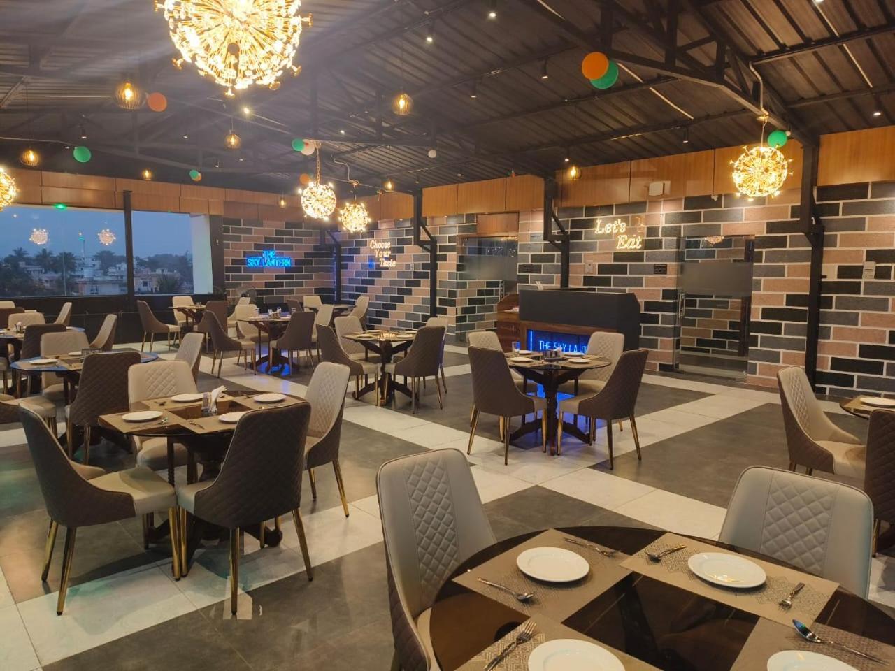 The Greenstar Inn Premium Bhubaneswar Exteriör bild